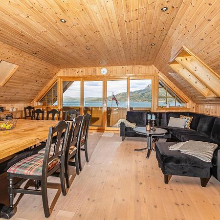 Awesome Home In Kvamsoy With Jacuzzi Sandvik  Exteriör bild